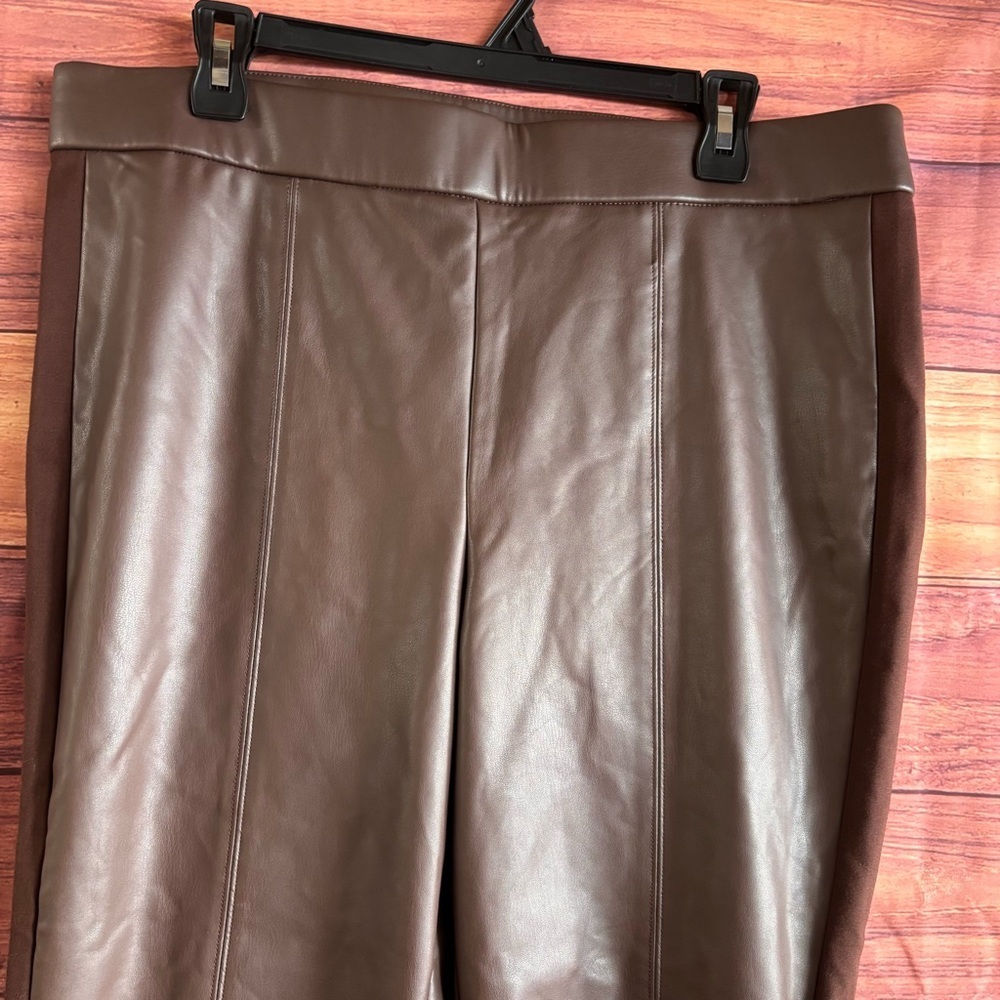Talbots Portland Pant Womens 14 Brown Faux Leather Side Zip Leggings Tapered Leg - Picture 3 of 9
